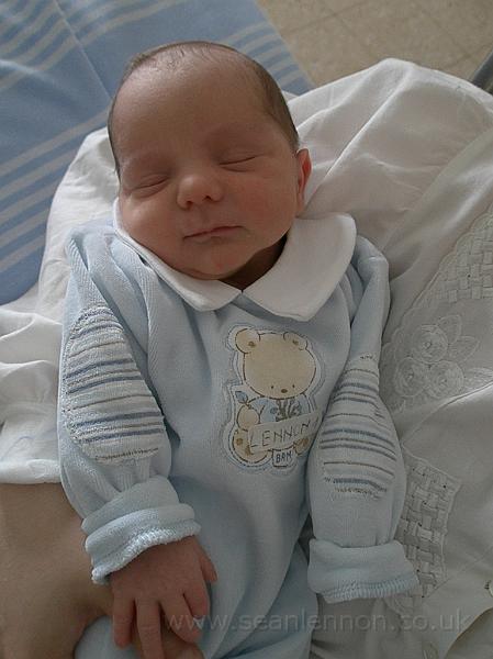 Loris Lennon (16-12-09) 019.jpg - OLYMPUS DIGITAL CAMERA         